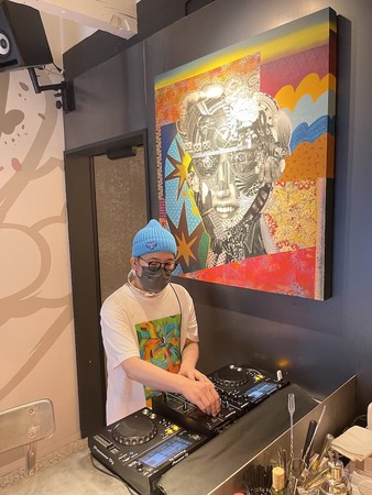 DJ KANBEによる生音LIVEを毎日開催(要確認) DJ KANBEによる生音LIVEを毎日開催(要確認)