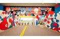 万博アクセスルートでのお出迎え 桜島駅の改良とシースルーLEDパネルを用いた演出