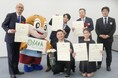 【株式会社ジェイアール西日本ファッショングッズ】鉄道遺失ビニール傘から生まれ変わったアップサイクルフラワー「umbrella leaf」が令和6年度おおさか環境賞を受賞