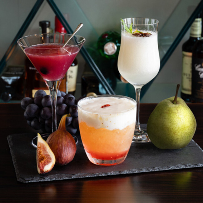 バー「サンドバンク」フレッシュフルーツカクテル