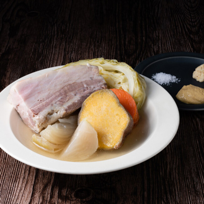 カフェ＆ダイニング「イグナイト」　かごしま黒豚「六白」のポトフ