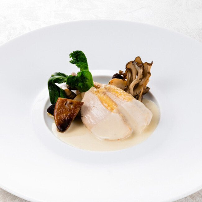 フレンチレストラン「フルーヴ」