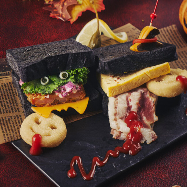 スマイルさんをほうばる 黒いウィッチさん スマイルさんをほうばる 黒いウィッチさん