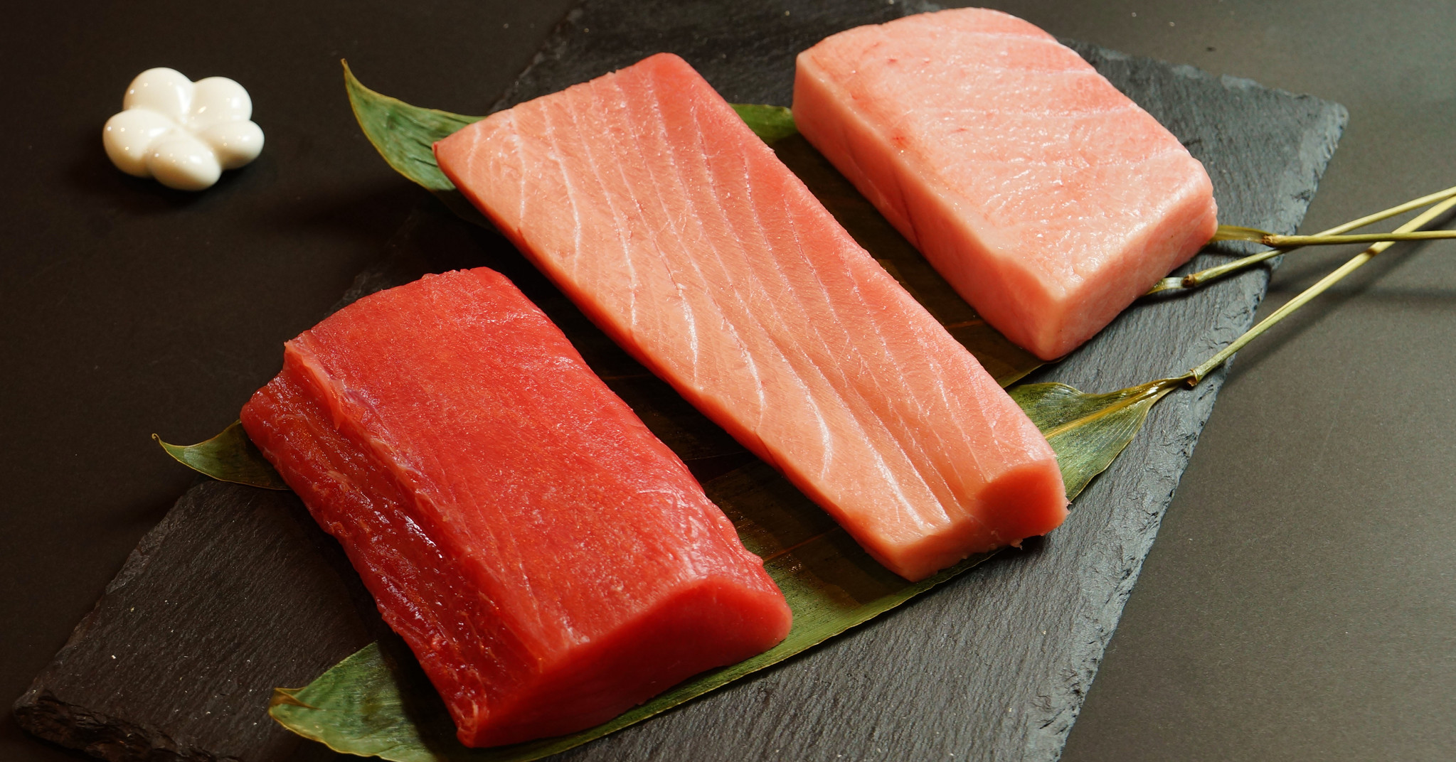 水揚げから食卓まで一切冷凍無しの 生 国産本マグロが通販で注文可能に マグロ解体直売店 港新地 有限会社興正のプレスリリース 水揚げから食卓まで一切冷凍無しの 生 国産本マグロが通販で注文可能に マグロ解体直売店 港新地 有限会社興正のプレスリリース