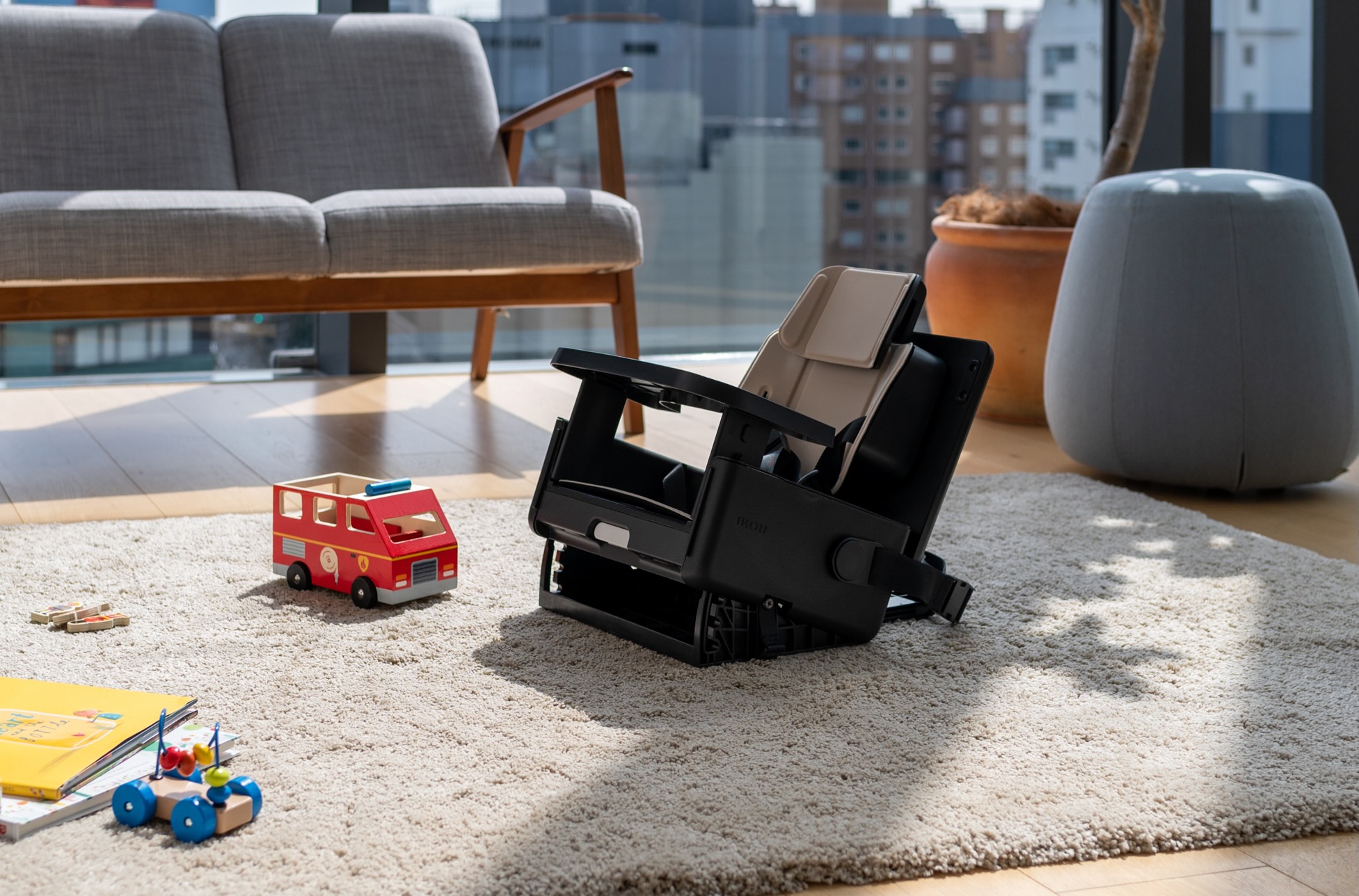 Ikou 二子玉川 蔦屋家電 新エリア Housing Renovation にて Ikouポータブルチェア を期間限定展示 株式会社haluのプレスリリース