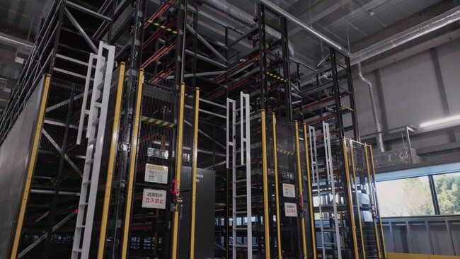 注文された商品の発送順立て管理を「シャトル&サーバ」で自動化２.