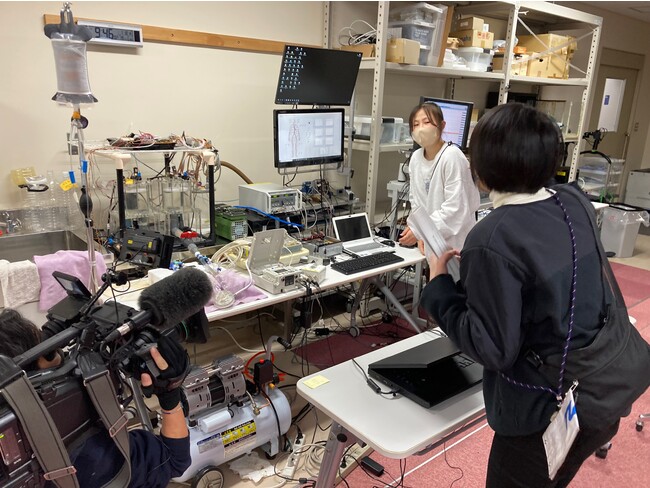 研究内容取材時の様子 研究内容取材時の様子