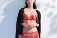 “花をまとう時”をテーマに「Yue」から2025年春夏コレクションを発売