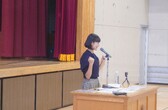 声優によるキャリア教育を開催しました！ 声優の能登麻美子さんが江戸川区立松江第三中学校へ訪問