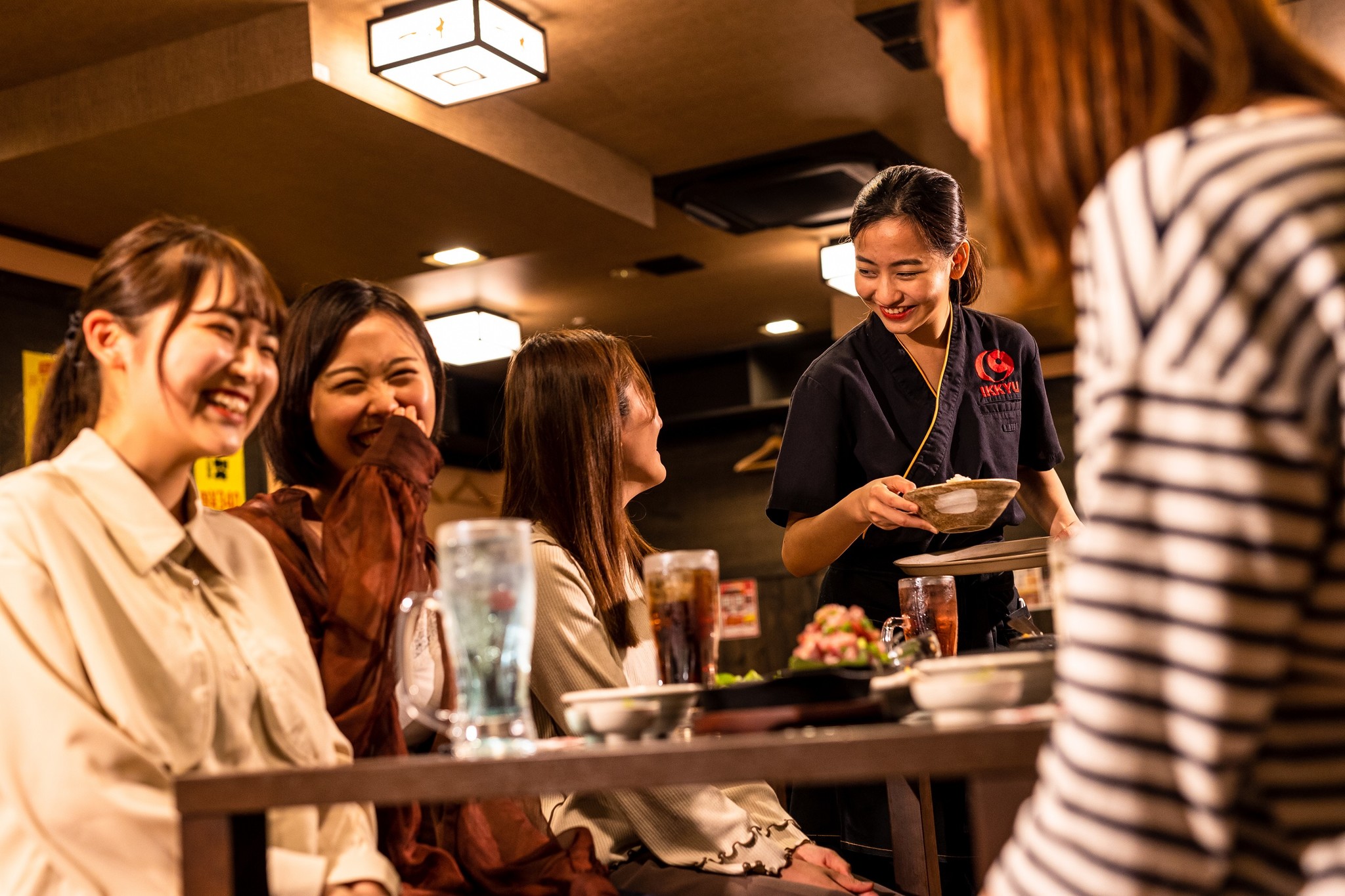 ジムビームハイボールが税込160円！ザ・プレミアム・モルツ生ビールが税込190円！！「居酒屋一休八王子店」が2022年3月18日リニューアルオープン