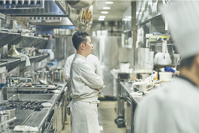 料理長・窪津朋生