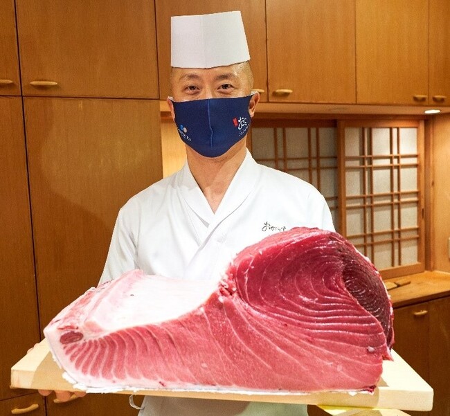 「銀座おのでら」は豊洲市場初競りで2年連続一番マグロを落札 「銀座おのでら」は豊洲市場初競りで2年連続一番マグロを落札
