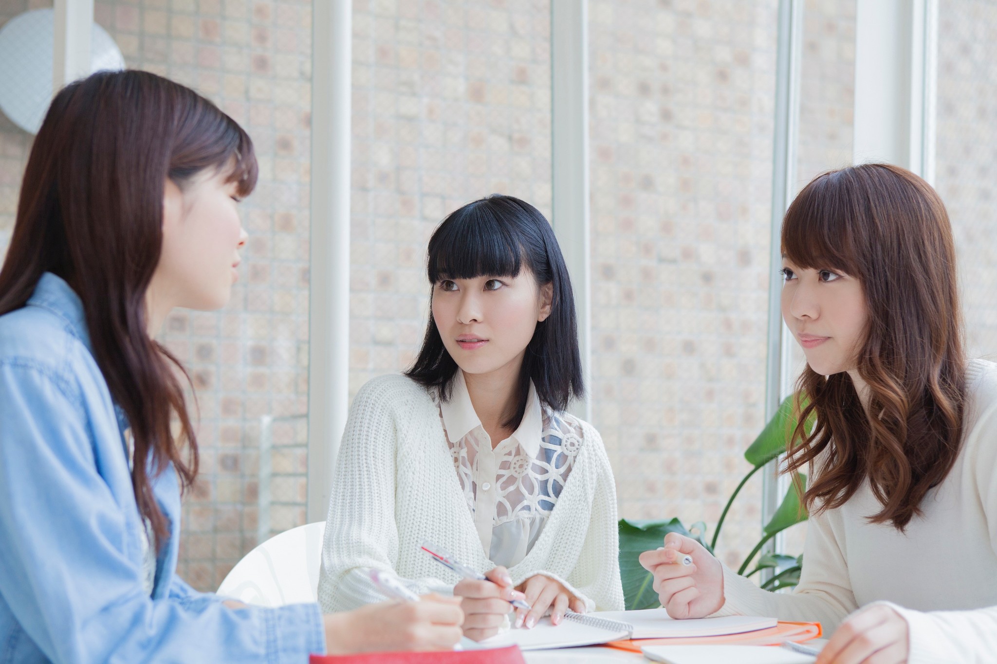 【CCCマーケティング総合研究所レポート】 「コロナ禍における大学生の学びと環境」2020年度の大学生の通学は「週に1回」が5割に