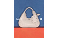 2025年秋冬、GANNIから新たなアイコンアイテムMini Hobo Bagが発売