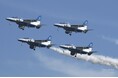 航空自衛隊ブルーインパルスに日本初の大規模生産による国産SAFを供給 ~コスモエネルギーグループのSAF供給第1号、大阪・関西万博で展示飛行へ~