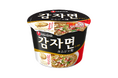 【新製品】じゃがいもで作ったもちもち麺とピリ辛スープの相性抜群!「カムジャ麺 カップ」が6月19日(木)よりセブン-イレブンにて数量限定で先行発売!
