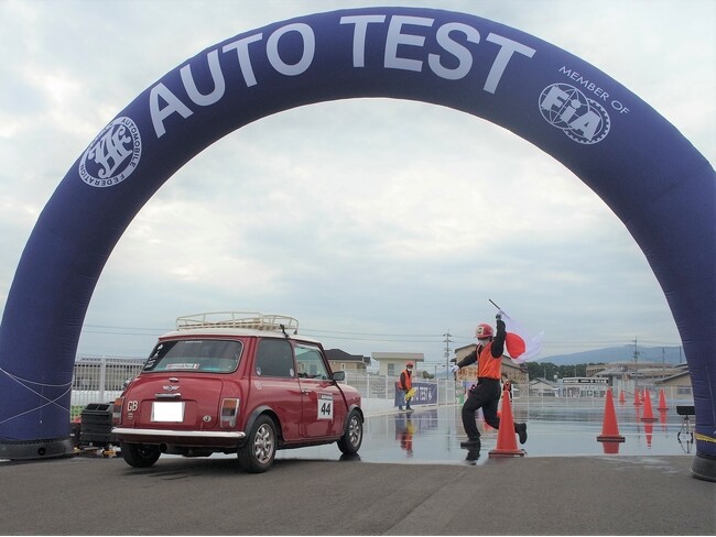 【JAF高知】参加者募集中！運転の正確性を競うスポーツ「2024 JAFオートテスト in 高知新港」に参加してみませんか？