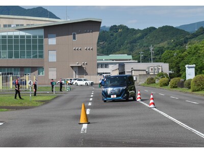 【JAF静岡】公道ではできない走行体験が、明日の安全運転を変える　10月24日開催　マイカーで体験できる...