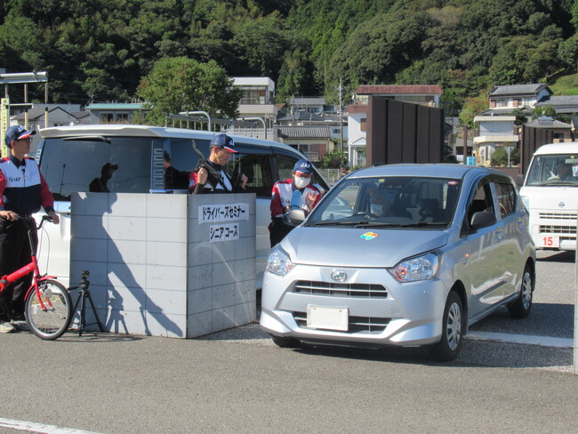 【JAF高知】参加者募集中！60歳以上のベテランドライバー対象の実技講習会を開催します♪