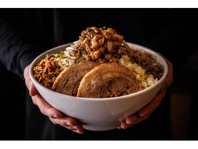【目を覚ませ、青春はまだ終わってない!青春系二郎ラーメンが名古屋に開店!!】豚ラーメン おはよう世界 2...