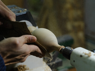 江戸時代から続く「熱海楠細工」のワークショップを開催 【熱海・伊豆山 佳ら久】