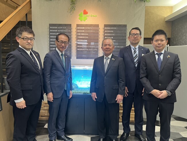 株式会社みどりホールディングスが松山市内の戸建建設会社の株式を１００％取得