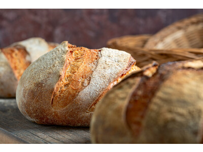 2024年1月5日（金）福岡市西区姪浜にオープン 糸島や姪浜の地元素材を取り入れた焼き立てパンを提供する『STONG bakery』