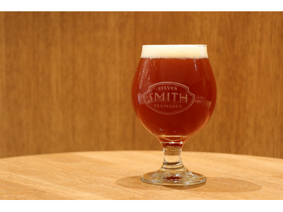 アメリカ発スペシャルティ・ティー カンパニー SMITH TEAMAKER 「TEAS ON TAP」に、「ストロベリーハニーブッシュ」が2025年7月18日（金）より新登場