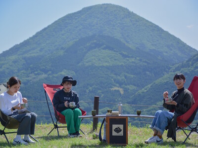 ＜絶景朝ごはん＞島根の温泉旅館ゆとりろ津和野×体験ツアーYu-naコラボ　津和野城跡トレッキング&朝ごは...