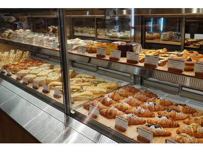 イータリー丸の内店のエントランスカウンターがリニューアルオープン！充実のメニューで、店内でのお食事からテイクアウトまで、本格イタリアンをもっと身近に。
