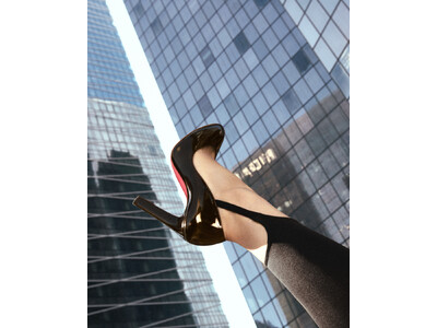 クリスチャン ルブタンから新たなエレガンス「Fannylove」登場