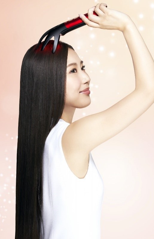 ＜アデランス×シャープ　コラボ商品第2弾＞『HairRepro SCALP LED EX（ヘアリプロ スカルプ エルイーディー イーエックス）』