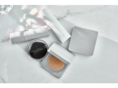 【数量限定】スキンケア発想のベースメイクセットが登場！うるおい、透明感つづく。美容液仕立てのベースメイクキット