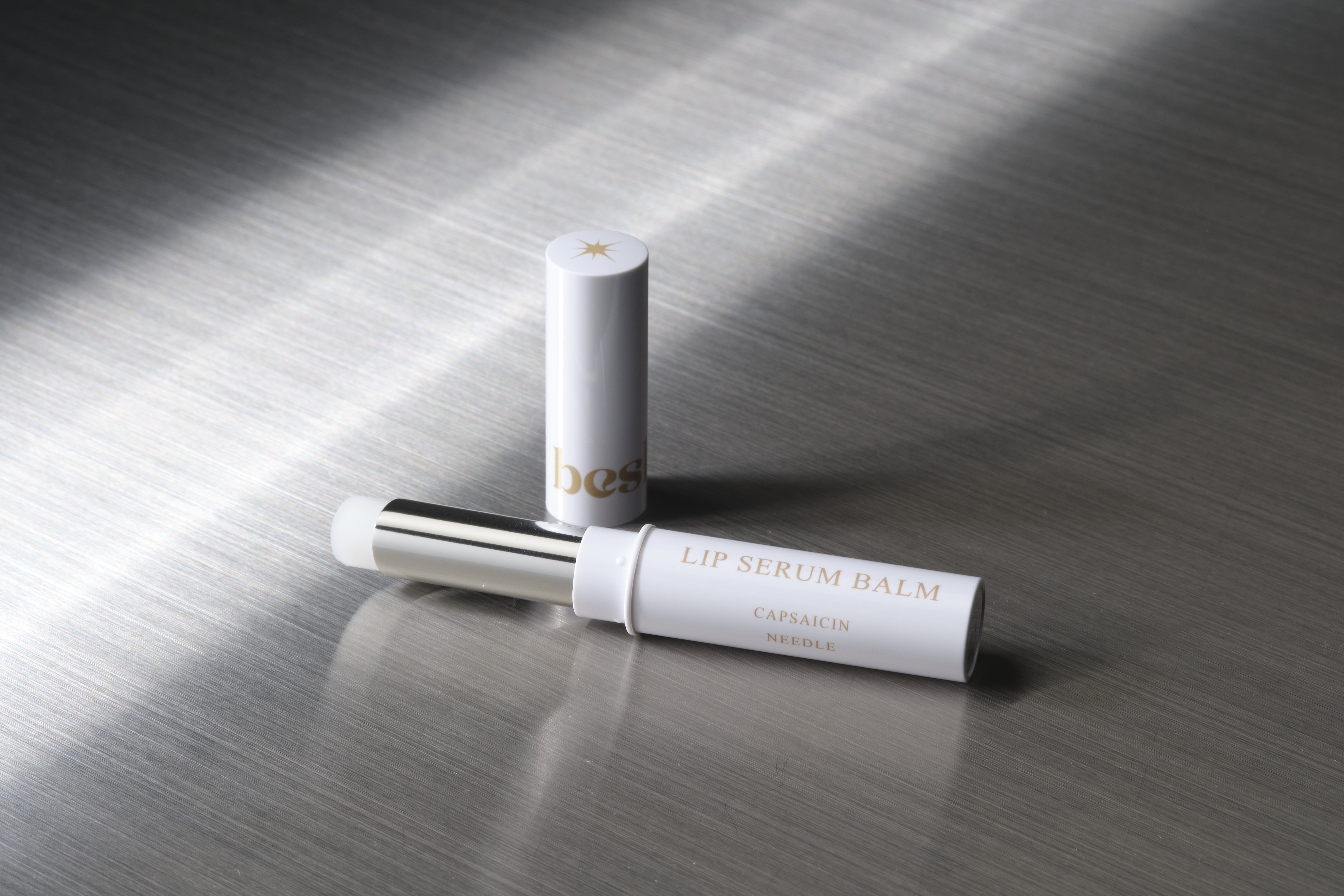 日本製品初*、マイクロニードル × カプサイシン W配合！ふっくら唇を叶える「リップセラムバーム」がシェアドコスメブランド『beshared（ビシェアド）』より新登場