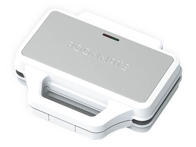 パンの耳までカリっと焼ける「ROOMMATE(R) ビッグサンドメーカー RM-112H」を発売 