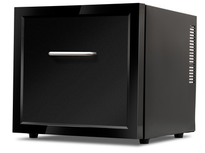 場所を選ばないコンパクトな冷蔵庫「ROOMMATE(R) 21L 引き出し扉型冷蔵庫 RM-201TE」を発売 