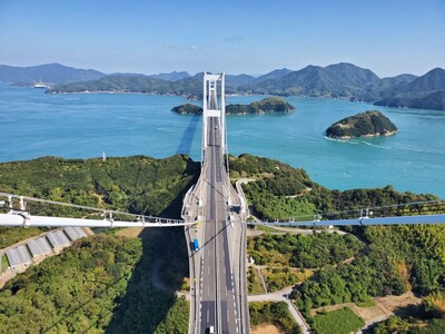 『来島海峡大橋塔頂体験ツアー』2024年度開催・参加申込受付開始のご案内