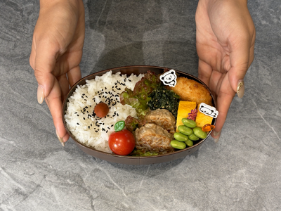 アマネク新宿歌舞伎町にてインバウンドゲスト向け体験型イベント「つめて楽しい!BENTO作り体験!」を20...