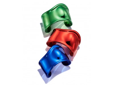 ボーン カフ誕生50周年を記念して、ティファニーから「エルサ・ペレッティ(TM) ボーン カフ スペシャル エディション」が鮮烈デビュー