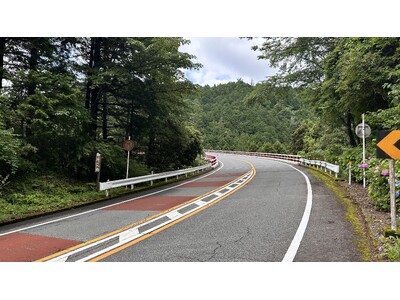 富士スピードウェイホテル × 株式会社ギフトライフ 世界の“クルマ好き”には堪らない”TOUGE(トウゲ...