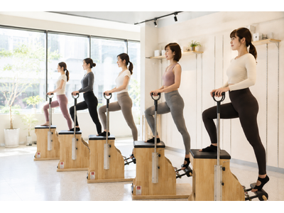関西初「ピラティスチェア」のグループレッスンを開始