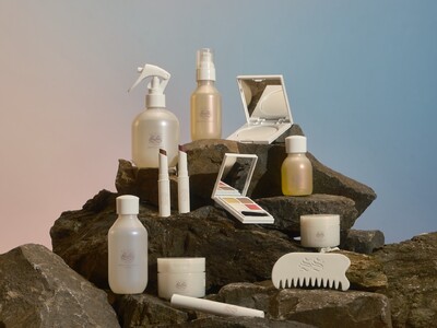 ヘア＆メイクアップアーティスト　イガリシノブプロデュースの新ブランド「SS by WHOMEE」が誕生。