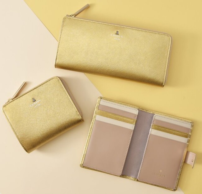 〈LANVIN en Bleu〉特別感溢れるゴールドのお財布が新登場！