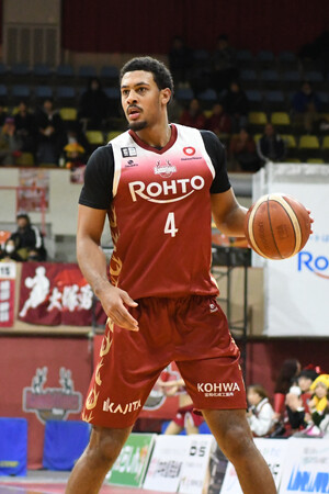 【バンビシャス奈良】ジェイミン・ブレイクフィールド選手 契約満了および移籍先決定のお知らせ