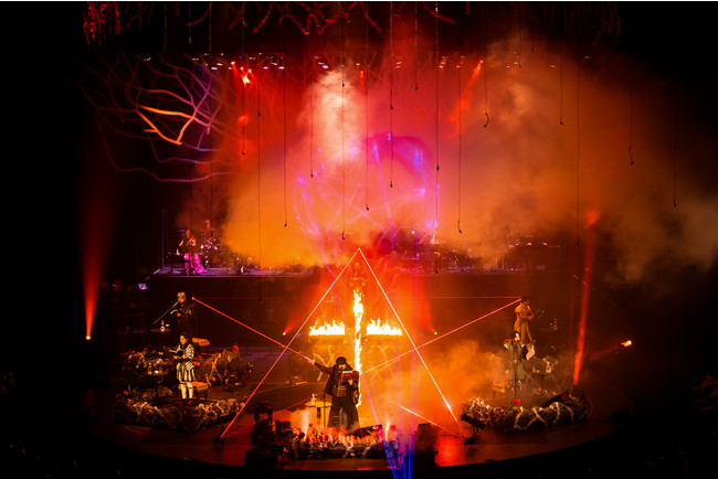 yNǌREADING HIGH8uChevre Note2021`Story from Jeanne dfArc`iVF[m[gjv fقł̏fI@