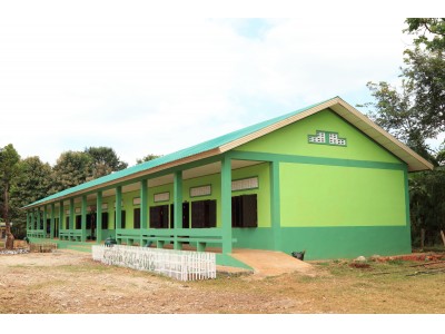 ラオスで3つ目の校舎が完成。通信教育のフォーサイトCSR活動。