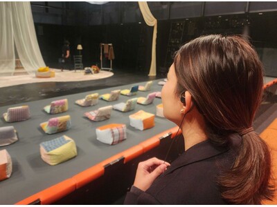 nwmの有線耳スピーカーnwm MWE001　「KAAT神奈川芸術劇場」にて視覚に障がいのある方の演劇鑑賞サポートデバイスに採用