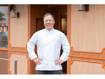 世界大会優勝経験をもつ浦和「アカシエ」シェフ 興野 燈氏監修カモミールが香る3層の贅沢チーズパフェがベルクに登場