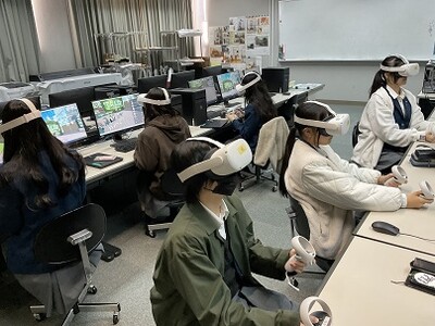 ���Z���ցA�Ő�[�̊w�т̏�̒񋟁`���^�o�[�X�����p���������㋳��v���O�����̎Y�w�A�g����̒����`�i���{���H�|�����w�Z�E�ߓS�s���Y�j