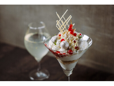 完全会員制パフェバー「Remake easy」が12月季節限定「木頭ゆずとバニラとクリームチーズの“SHIRO”パフェ」を提供。白の質感と香りに焦点を当て、木頭ゆずの美しい余韻を楽しむ冬限定パフェ。